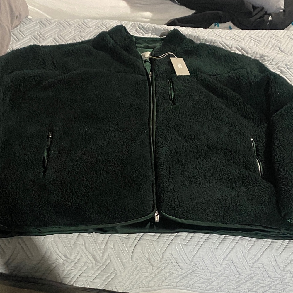 Lightweight Dark Green Fleece Jacket